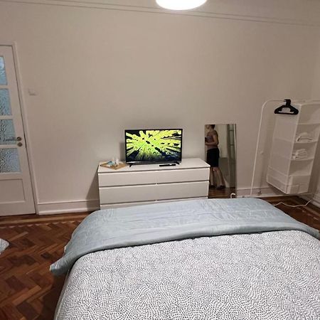 Habitacion Privada Para 3 Grande Con Balcon Lisboa Kültér fotó