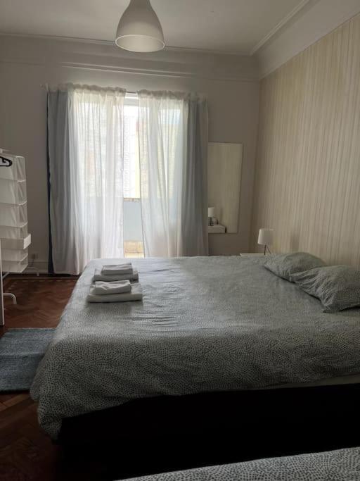 Habitacion Privada Para 3 Grande Con Balcon Lisboa Kültér fotó