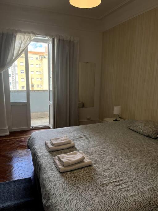 Habitacion Privada Para 3 Grande Con Balcon Lisboa Kültér fotó