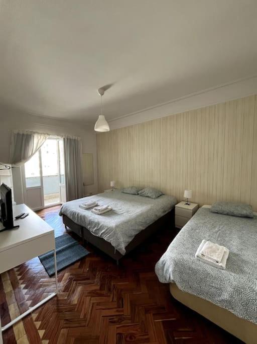 Habitacion Privada Para 3 Grande Con Balcon Lisboa Kültér fotó